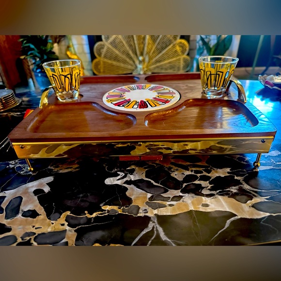 Vintage Hibachi Expandable 2-Tier Tray w/ Accessories - Picture 9 of 10